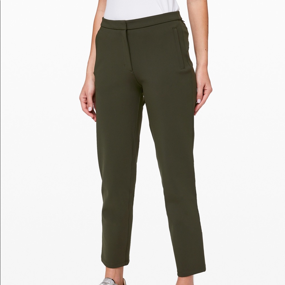 Lululemon On the Move pant